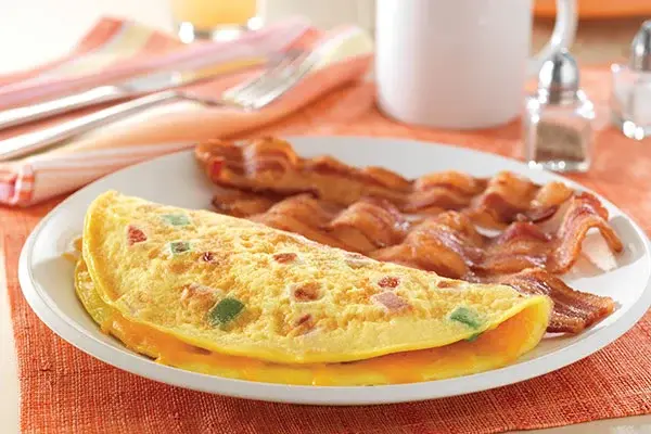 Golden corral delicious breakfast that help you remain energetic whole day.